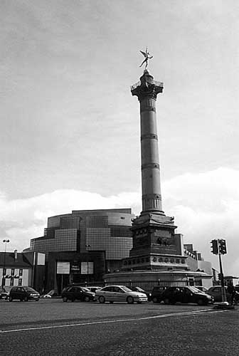 Paris photos in black and white - Bastille - Place and Opra