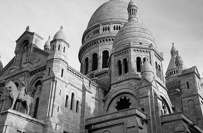 Paris photos in black and white - Montmartre - Sacr Coeur