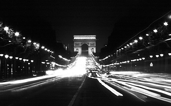Paris photos in black and white at night - Champs Elyses