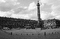 Paris black and white photos - Place Vendme