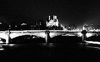 Paris black and white photos at night - Pont Neuf